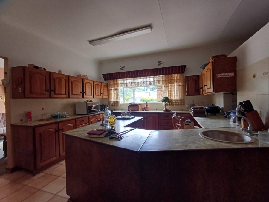 3 Bedroom Property for Sale in Flimieda North West